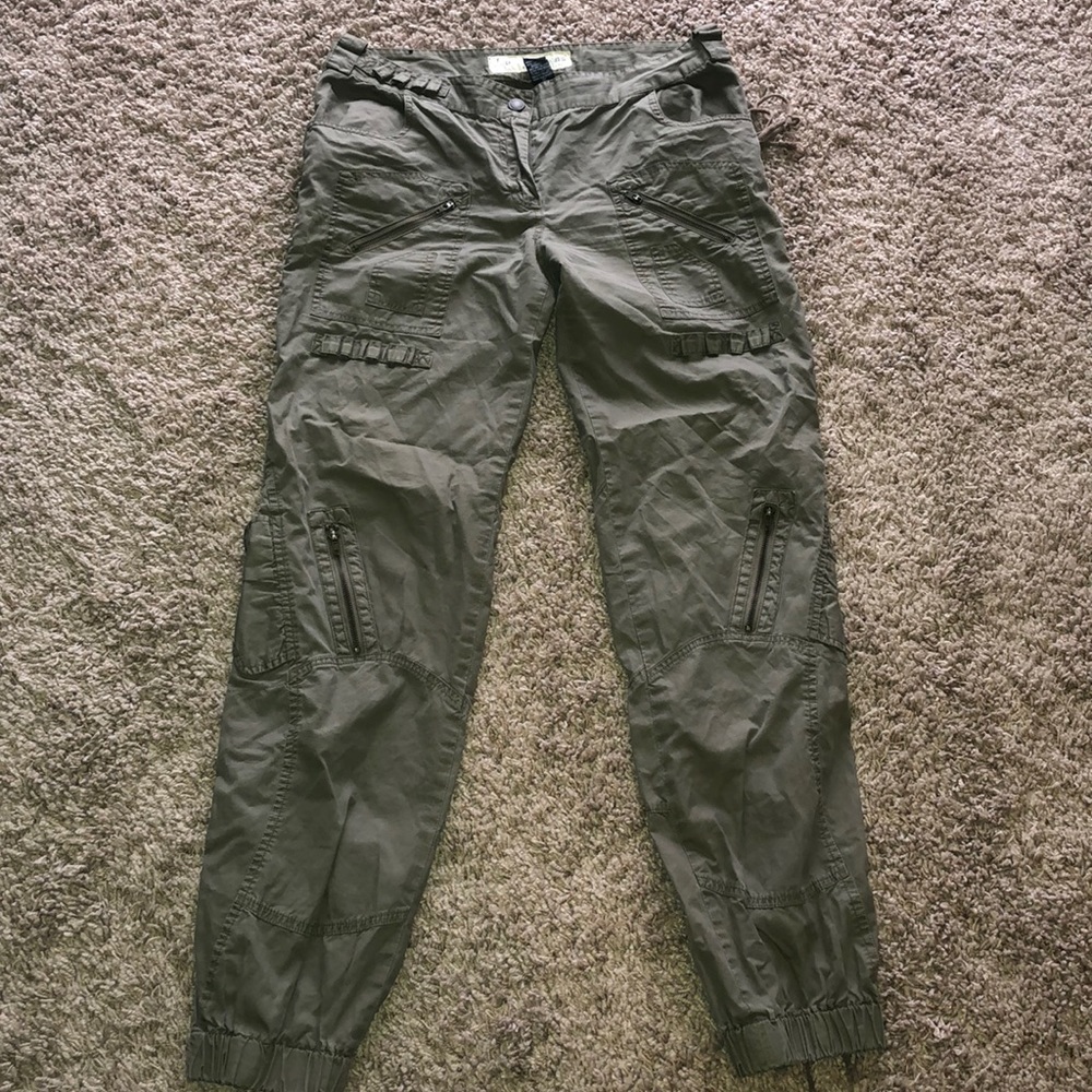 Baddest Cargo Joggers in Olive